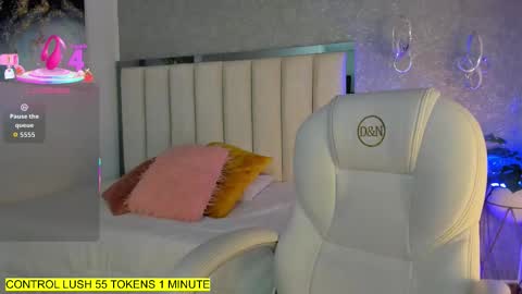 Snapshot of shantal_thompson21 chatting on 03/28/26, 11:21 Shantal online show from 03/28/26, 11:21