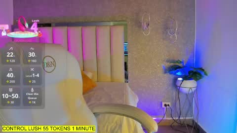 Snapshot of shantal_thompson21 chatting on 04/01/26, 11:22 Shantal online show from 04/01/26, 11:22