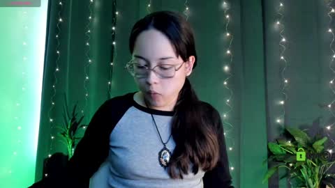 Cat-FOLLOWME and we talk IGshantal cerezo online show from 02/05/25, 08:57