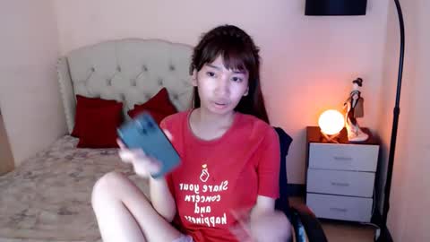 SHANTA FOX  s online show from 12/03/24, 05:42