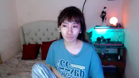 SHANTA FOX  s online show from 02/06/25, 05:25