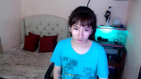 SHANTA FOX  s online show from 02/23/25, 05:12