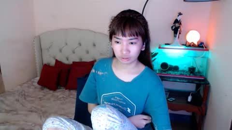 SHANTA FOX  s online show from 02/24/25, 01:24