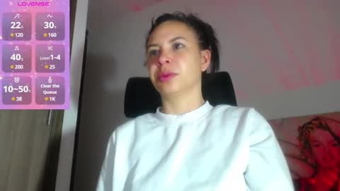 Snapshot of shantalhot69 chatting on 12/16/24, 08:41 Shantal  online show from 12/16/24, 08:41