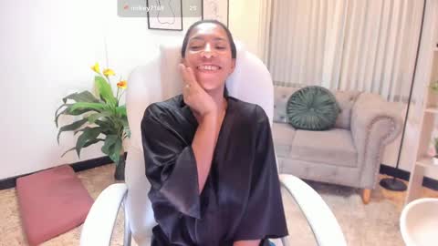 Snapshot of shantall_wills chatting on 03/03/25, 04:58 Shantall wills online show from 03/03/25, 04:58