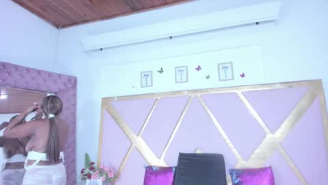 shantallfoxxie online show from 12/21/25, 12:45