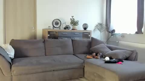 Snapshot of shantallmilf chatting on 02/18/25, 03:43 Shantall Milf online show from 02/18/25, 03:43