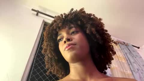 Snapshot of shantalwilliams chatting on 01/17/25, 12:10 shantalwilliams online show from 01/17/25, 12:10