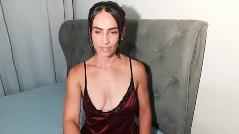 Snapshot of shantalxxx67 chatting on 10/19/25, 09:04 shantal online show from 10/19/25, 09:04