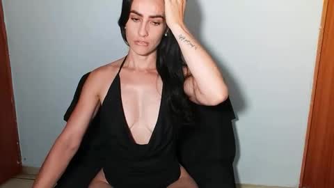 Snapshot of shantalxxx67 chatting on 12/05/25, 01:09 shantal online show from 12/05/25, 01:09