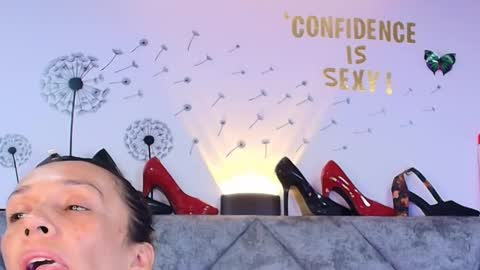 shantey online show from 01/09/26, 03:04