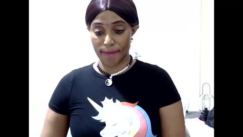 Snapshot of shany922 chatting on 01/24/25, 09:05 shany922 online show from 01/24/25, 09:05