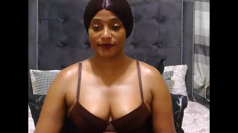 Snapshot of shany922 chatting on 02/08/25, 06:55 shany922 online show from 02/08/25, 06:55