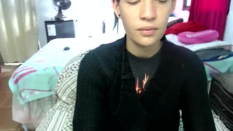 Snapshot of shanyflores5 chatting on 04/22/26, 01:12 shanyflores5 online show from 04/22/26, 01:12