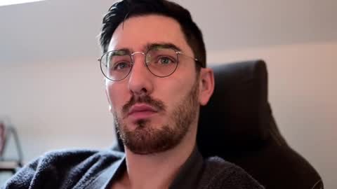 Snapshot of shape80 chatting on 12/08/24, 09:46 frenchy boy online show from 12/08/24, 09:46