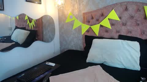 SHARICK online show from 09/25/25, 12:09