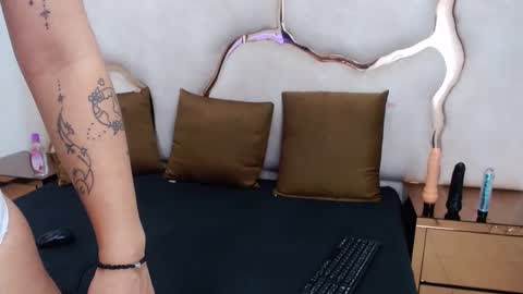 shariff_ online show from 01/09/25, 01:35