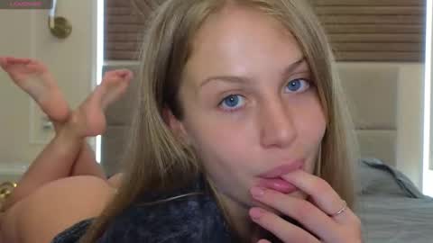 Sharleen online show from 01/15/26, 01:37