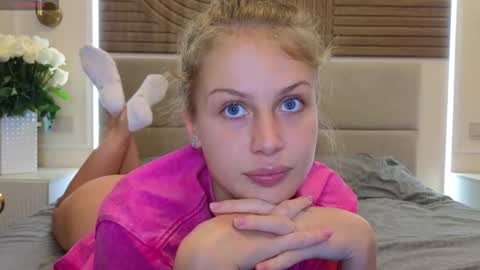 Sharleen online show from 01/16/26, 12:09