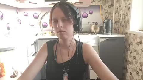Snapshot of sharleenyodis chatting on 07/15/26, 02:22 Sara online show from 07/15/26, 02:22