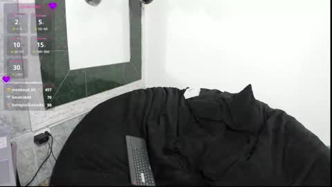 Snapshot of sharlot07 chatting on 03/12/25, 07:59 Sharlot07 online show from 03/12/25, 07:59