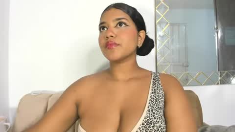 Snapshot of sharlot_evans_ chatting on 04/14/26, 01:44 Sharlot online show from 04/14/26, 01:44