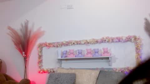 Snapshot of sharlotaustral18_ chatting on 03/03/26, 03:56 sharlotaustral18_ online show from 03/03/26, 03:56