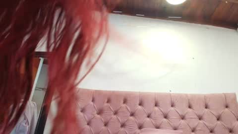 Snapshot of sharlott_kiss chatting on 01/12/25, 06:05 Sharlott online show from 01/12/25, 06:05