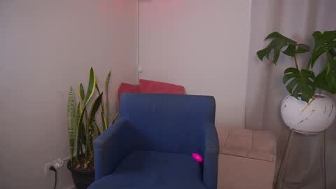 Snapshot of sharlotte_evanns chatting on 11/05/25, 08:31 Sharlotte online show from 11/05/25, 08:31