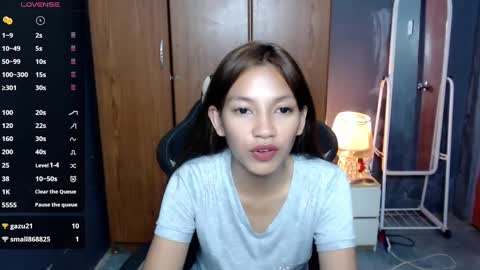 Snapshot of sharminex chatting on 12/07/24, 04:53 sharminex online show from 12/07/24, 04:53