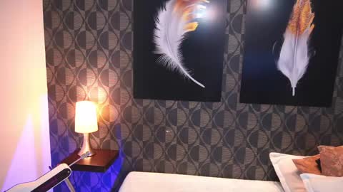 Sharom  online show from 03/31/26, 04:51