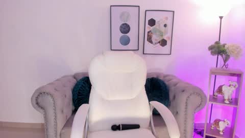 sharon_breezee online show from 11/25/25, 05:07