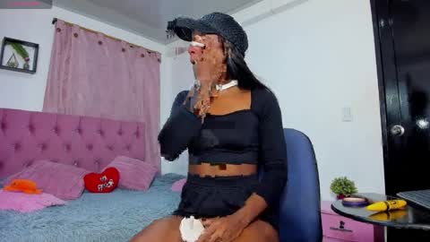 Snapshot of sharon_hill1 chatting on 04/06/26, 10:11 Jessica independent model online show from 04/06/26, 10:11