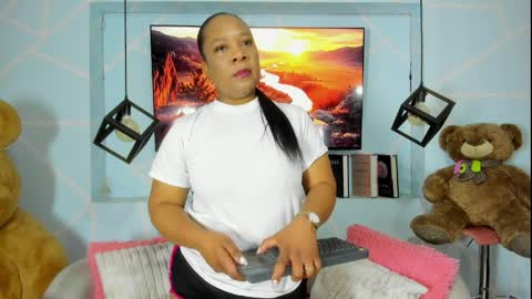 Sharon Noa online show from 04/08/26, 11:21