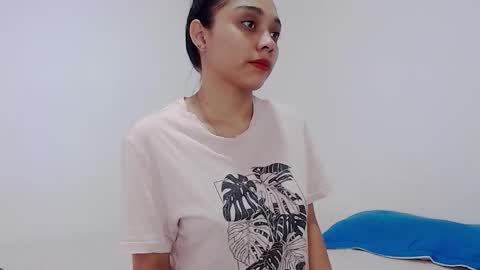 sharon_sexy__ online show from 10/28/25, 08:11