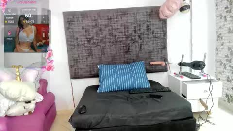 sharoncute16 online show from 11/08/25, 05:56