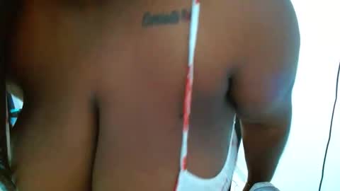 sharonevans1 online show from 04/18/26, 04:27