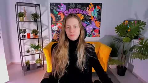 Snapshot of sharonevansi chatting on 02/16/25, 06:54 Sharon online show from 02/16/25, 06:54