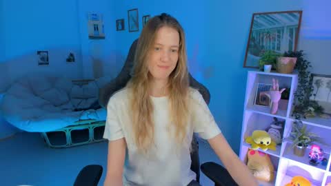 Snapshot of sharonevansi chatting on 03/09/25, 08:52 Sharon online show from 03/09/25, 08:52