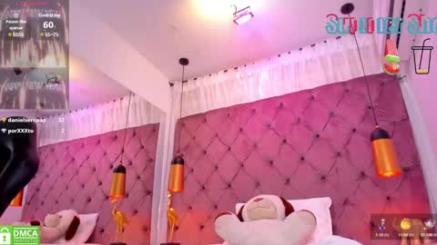 Snapshot of sharonn___ chatting on 01/18/25, 06:34 Sharon online show from 01/18/25, 06:34