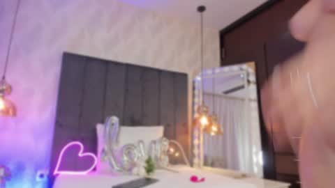 Snapshot of sharonn___ chatting on 02/05/25, 07:07 Sharon online show from 02/05/25, 07:07