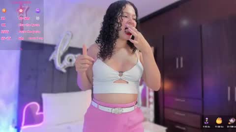 Snapshot of sharonn___ chatting on 02/24/25, 03:44 Sharon online show from 02/24/25, 03:44