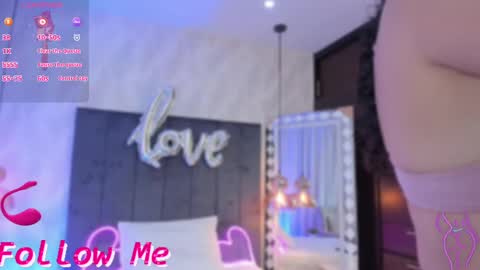 Snapshot of sharonn___ chatting on 02/26/25, 03:21 Sharon online show from 02/26/25, 03:21