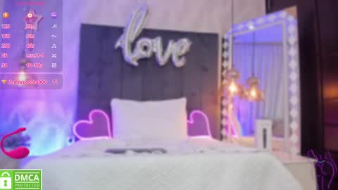 Snapshot of sharonn___ chatting on 03/11/25, 07:04 Sharon online show from 03/11/25, 07:04