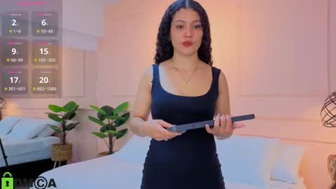 Snapshot of sharonn___ chatting on 10/06/25, 04:10 Sharon online show from 10/06/25, 04:10