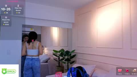 Snapshot of sharonn___ chatting on 10/20/25, 04:02 Sharon online show from 10/20/25, 04:02