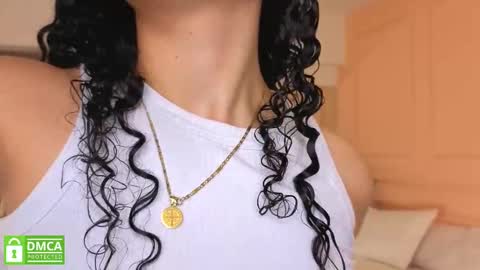 Snapshot of sharonn___ chatting on 10/29/25, 03:20 Sharon online show from 10/29/25, 03:20