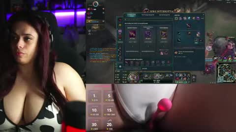 Snapshot of sharonurb3x chatting on 04/22/26, 08:43 sharonurb3x online show from 04/22/26, 08:43