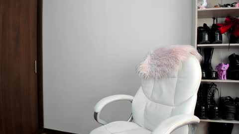 Snapshot of sharpay_evans chatting on 01/29/25, 07:11 Antonia online show from 01/29/25, 07:11