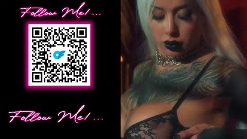 Snapshot of sharpay_evans chatting on 03/20/26, 10:20 Antonia online show from 03/20/26, 10:20